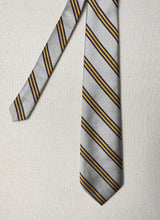 Charger l'image dans la galerie, J. Crew cravate club en soie Made in USA