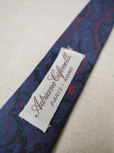 Charger l&#39;image dans la galerie, Adriano Cifonelli cravate vintage en soie à motif floral
