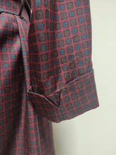 Afbeelding in Gallery-weergave laden, Lario Suprema robe de chambre à col châle à motif géométrique M