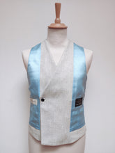 Charger l'image dans la galerie, Suitsupply gilet croisé gris clair en flanelle de laine modèle Pierre M