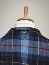 Charger l'image dans la galerie, Milton robe de chambre tartan vintage à col châle en laine 50