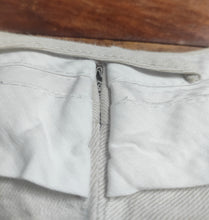 Afbeelding in Gallery-weergave laden, Suitsupply pantalon à pinces en coton et lin Tessuti Di Sondrio 48/M