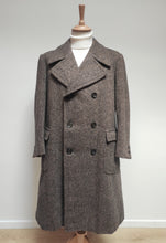 Charger l'image dans la galerie, Manteau croisé vintage polo coat en pure laine L