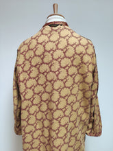 Charger l'image dans la galerie, Robe de chambre paisley vintage à col châle en satin de coton Made in France
