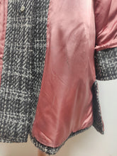 Charger l&#39;image dans la galerie, Aquascutum X Old England Parma manteau femme en pure laine vierge
