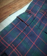 Charger l'image dans la galerie, Façonnable pantalon à pinces vintage à carreaux Made in Italy