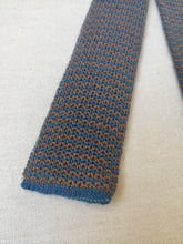 Charger l'image dans la galerie, Tita Ferrario cravate vintage en maille tricotée