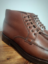 Charger l'image dans la galerie, Bowen bottines marrons en cuir texturé Made in England 6,5 UK / 40 FR