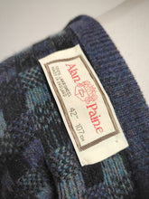 Charger l'image dans la galerie, Alan Paine pull vintage en laine d'agneau Made in England