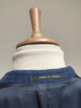 Charger l'image dans la galerie, Harris Tweed blazer vintage en tweed bleu 56 Made in France