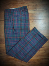 Charger l'image dans la galerie, Façonnable pantalon à pinces vintage à carreaux Made in Italy