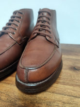 Charger l'image dans la galerie, Bowen bottines marrons en cuir texturé Made in England 6,5 UK / 40 FR
