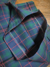 Charger l'image dans la galerie, Façonnable pantalon à pinces vintage à carreaux Made in Italy