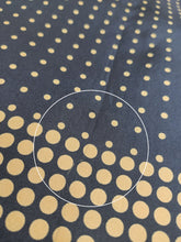 Charger l'image dans la galerie, Façonnable pochette à pois marine 100% soie Made in France