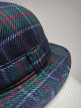 Charger l'image dans la galerie, Daks London chapeau ghillie à carreaux 100% laine Made in England 55