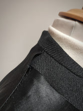 Charger l'image dans la galerie, Pardessus croisé vintage gris anthracite en pure laine peignée Made in France 52