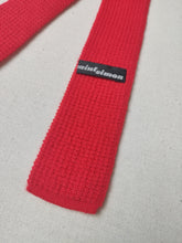 Charger l'image dans la galerie, Cravate vintage rouge en maille tricotée