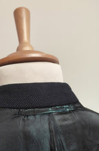 Afbeelding in Gallery-weergave laden, Robertson Cloth X Donati Bologna manteau croisé bleu marine en pure laine M