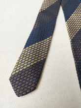 Charger l'image dans la galerie, Personality Milano cravate club vintage en grenadine de soie Made in Italy