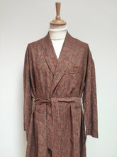 Carica l'immagine nel visualizzatore di Gallery, James Dillon robe de chambre paisley à col châle en pur coton Made in Italy