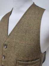 Charger l'image dans la galerie, Gilet de costume vintage en laine à carreaux fenêtre M