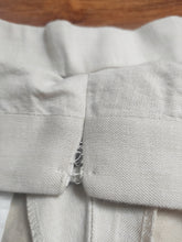 Afbeelding in Gallery-weergave laden, Suitsupply pantalon à pinces en coton et lin Tessuti Di Sondrio 48/M