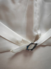 Charger l'image dans la galerie, Suitsupply gilet pur lin Baird McNutt modèle Capetown 50