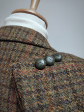 Charger l'image dans la galerie, Harris Tweed X Walbusch blazer vintage en tweed marron 54