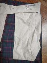 Charger l'image dans la galerie, Façonnable pantalon à pinces vintage à carreaux Made in Italy
