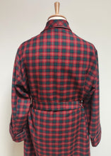 Charger l'image dans la galerie, Marcel Reinhold Paris robe de chambre tartan vintage à col châle en laine Made in France