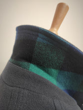 Charger l'image dans la galerie, Steinbock loden vintage bleu marine en laine et cachemire 54