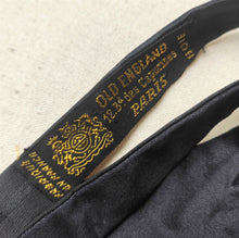 Charger l'image dans la galerie, Old England Paris noeud papillon à nouer en soie Made in France