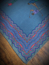 Charger l'image dans la galerie, Trio de pochettes vintage en soie Made in Italy
