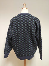 Charger l'image dans la galerie, Alan Paine pull vintage en laine d'agneau Made in England