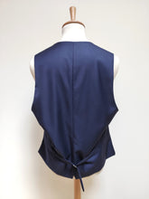 Charger l'image dans la galerie, Suitsupply gilet bleu marine en laine Vitale Barberis 54