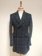 Charger l'image dans la galerie, Essentiel Antwerp X Harris Tweed manteau croisé tartan femme 100% laine S