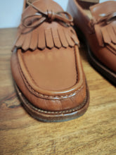 Charger l'image dans la galerie, Carmina mocassins à franges en cuir de veau marron cognac 6,5 UK / 40 FR