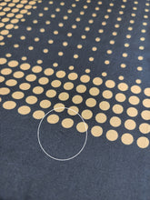 Charger l'image dans la galerie, Façonnable pochette à pois marine 100% soie Made in France