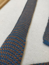Charger l'image dans la galerie, Tita Ferrario cravate vintage en maille tricotée