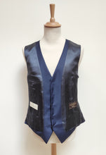 Charger l'image dans la galerie, Suitsupply gilet bleu marine en laine Vitale Barberis 54