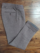 Afbeelding in Gallery-weergave laden, Suitsupply Soho pantalon bordeaux chevrons en laine et coton 48/M