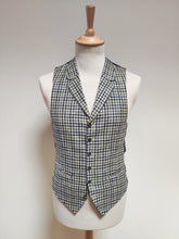 Charger l'image dans la galerie, Suitsupply gilet de costume à carreaux en laine soie et lin XS