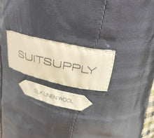Charger l'image dans la galerie, Suitsupply gilet de costume à carreaux en laine soie et lin XS