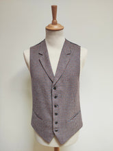 Charger l'image dans la galerie, Suitsupply gilet en laine soie et lin pied de puce 50