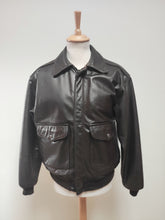 Charger l'image dans la galerie, Avirex flight jacket type A-2 M/L