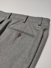 Charger l'image dans la galerie, Suitsupply pantalon gris flanelle 100% laine 48/50