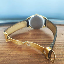 Charger l'image dans la galerie, Montre Tissot Visodate Stylist 60’s