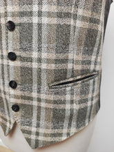 Charger l'image dans la galerie, Suitsupply gilet de costume à carreaux 46/48