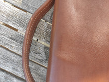 Charger l'image dans la galerie, Longchamp vintage sac à bandoulière 100% cuir