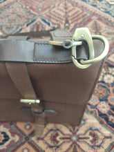 Charger l'image dans la galerie, Suitsupply cartable en cuir marron